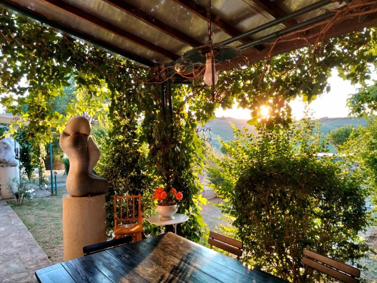 "La Casa Degli Ulivi Art B&B" Trecastelli Exteriér fotografie